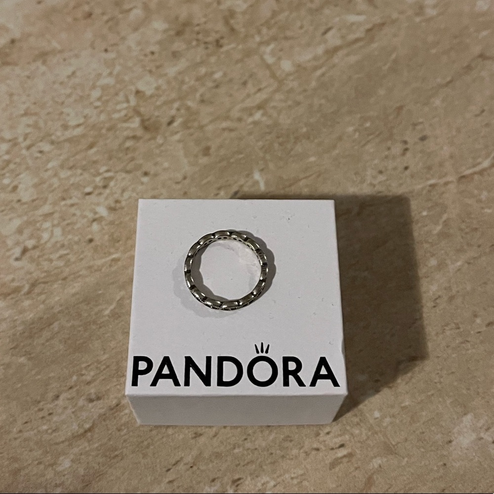 Pandora ring